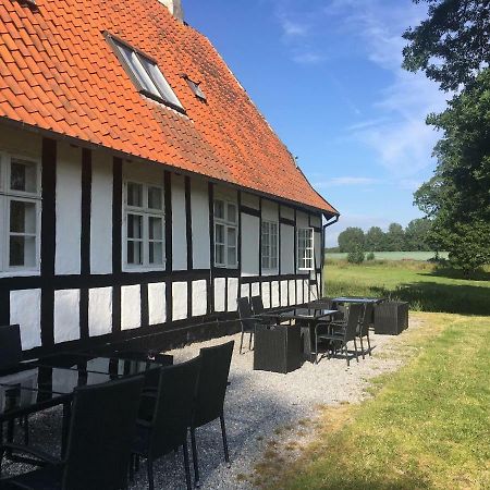 Herregaarden Jerstrup Bed and Breakfast Norre Esterbolle Exterior foto